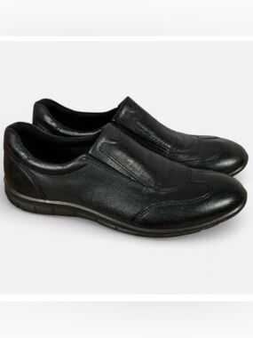 Ecco Women's Black Leather Babett II Slip-On Comfort Shoes Sz EU 40 US9